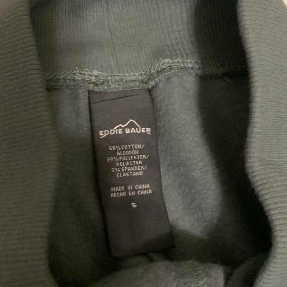 Sage Green track set - Picture 7 of 8